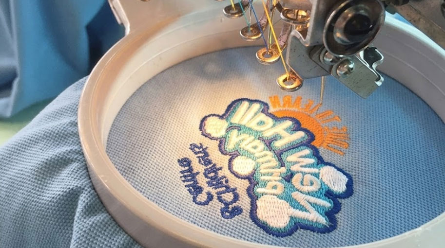 Artisan sewing machine precision embroidery